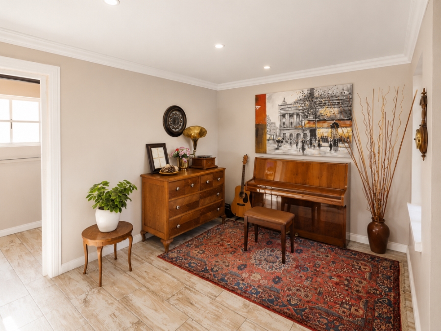 3 Bedroom Property for Sale in Linden Gauteng