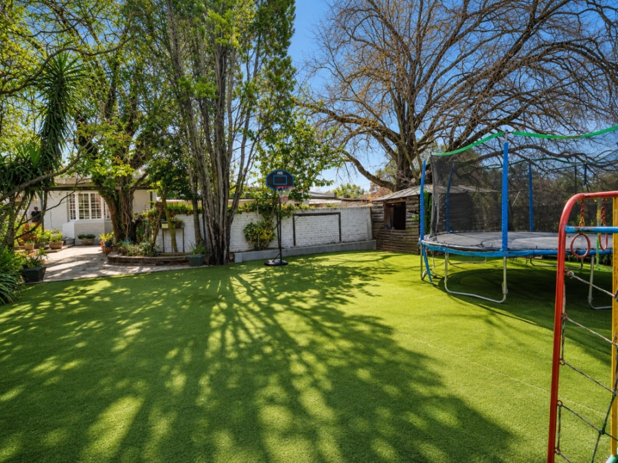 3 Bedroom Property for Sale in Linden Gauteng