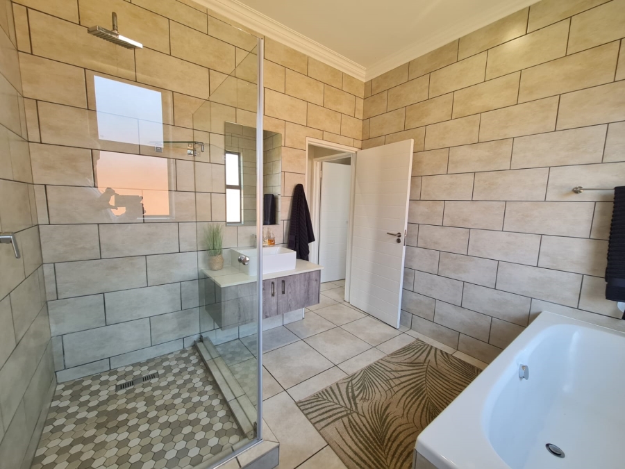 3 Bedroom Property for Sale in Six Fountains Residential Estate Gauteng