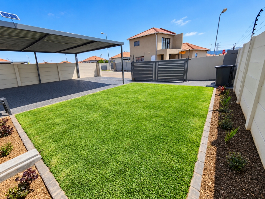 3 Bedroom Property for Sale in Kirkney Gauteng