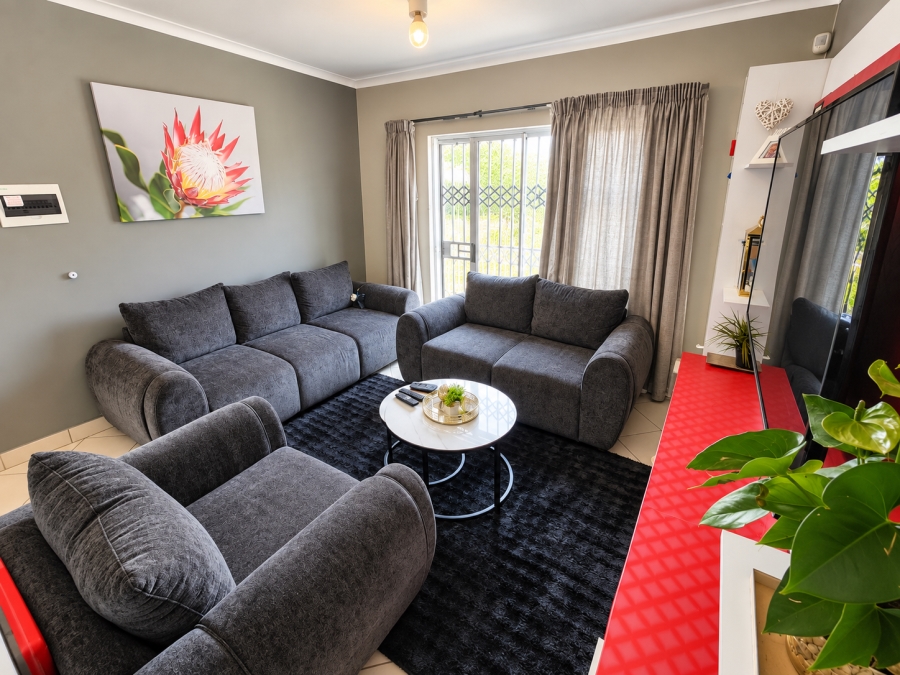 3 Bedroom Property for Sale in Kirkney Gauteng