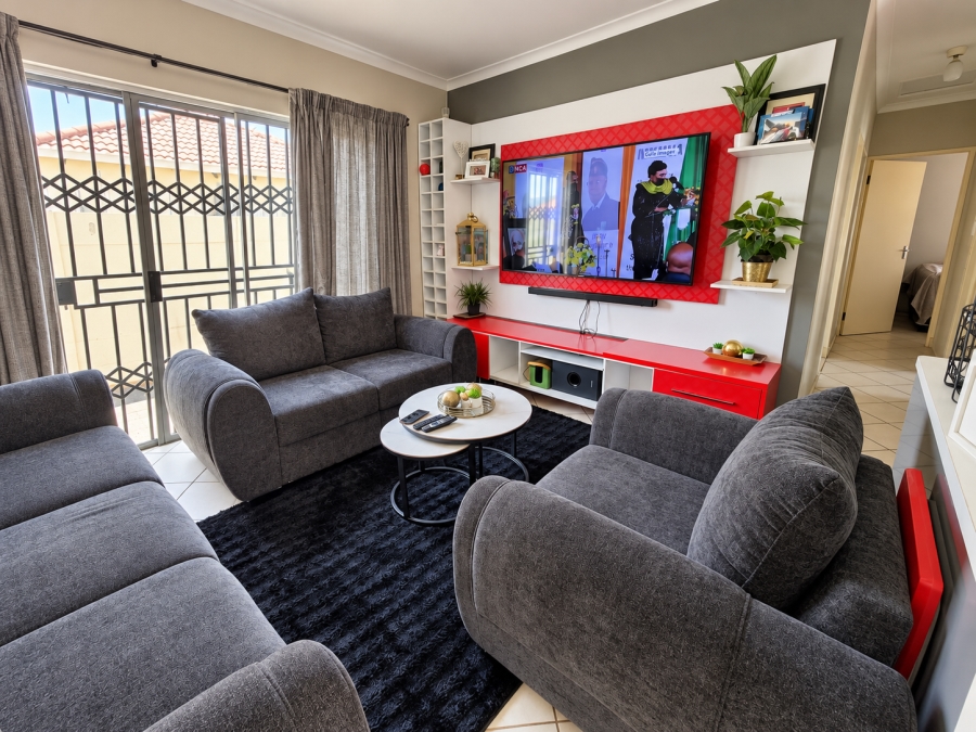 3 Bedroom Property for Sale in Kirkney Gauteng