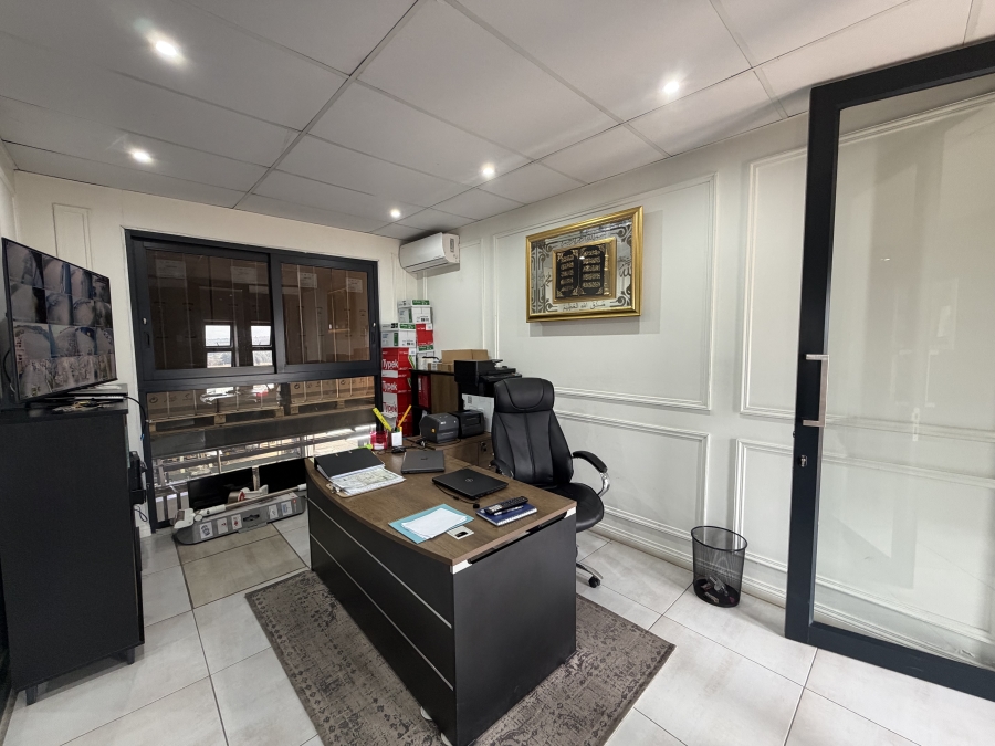 To Let Commercial Property for Rent in Sunderland Ridge Gauteng
