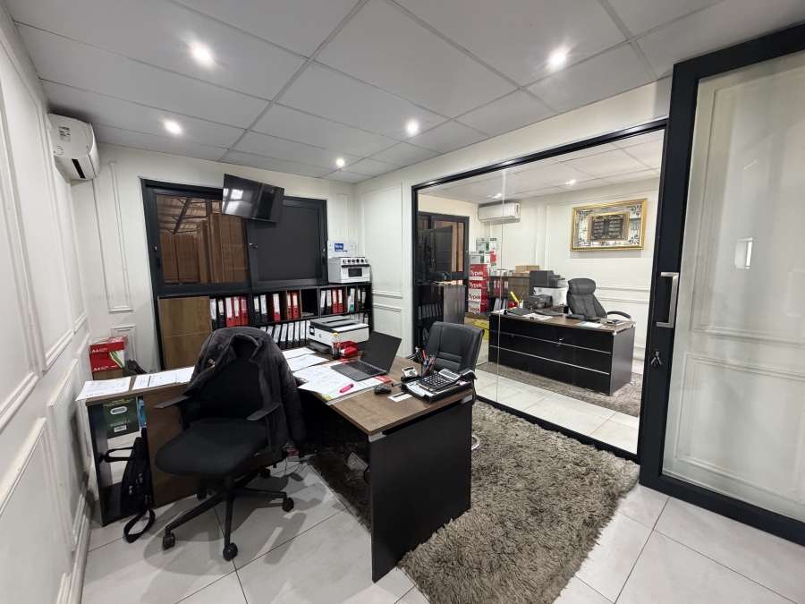 To Let Commercial Property for Rent in Sunderland Ridge Gauteng