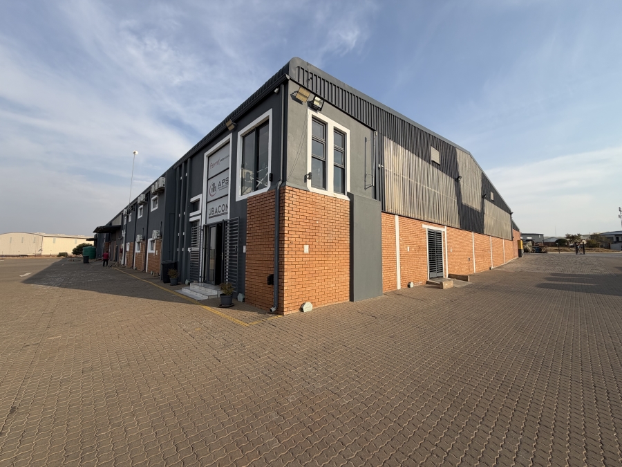 To Let Commercial Property for Rent in Sunderland Ridge Gauteng