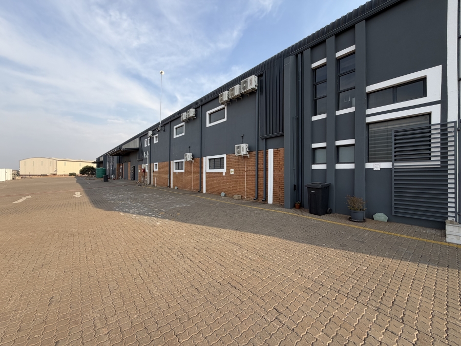 To Let Commercial Property for Rent in Sunderland Ridge Gauteng