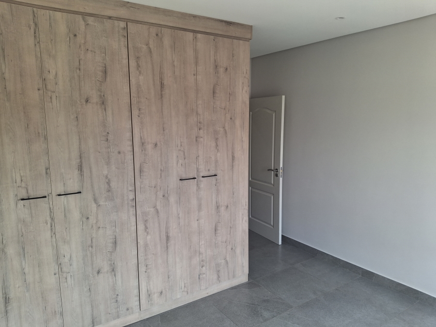 To Let 2 Bedroom Property for Rent in Equestria Gauteng