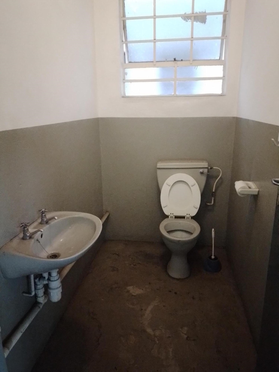 To Let Commercial Property for Rent in Steeledale Gauteng