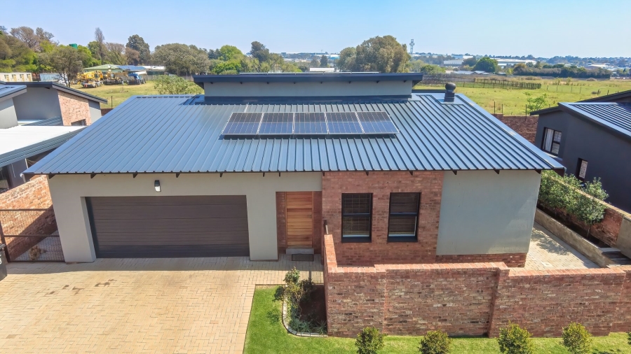 4 Bedroom Property for Sale in Brentwood Park Gauteng