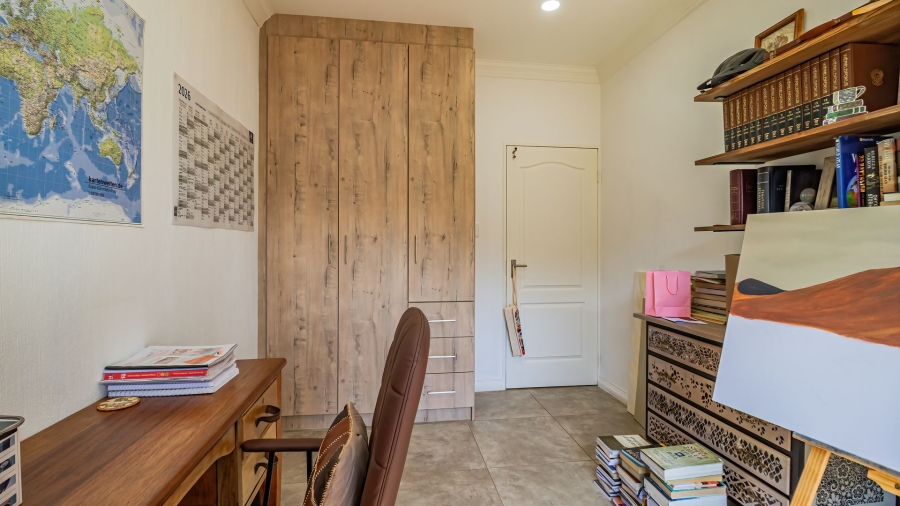 4 Bedroom Property for Sale in Brentwood Park Gauteng