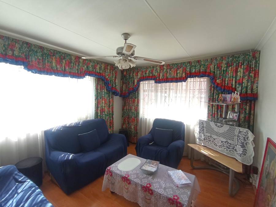 3 Bedroom Property for Sale in Lenasia South Gauteng