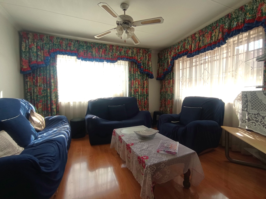 3 Bedroom Property for Sale in Lenasia South Gauteng
