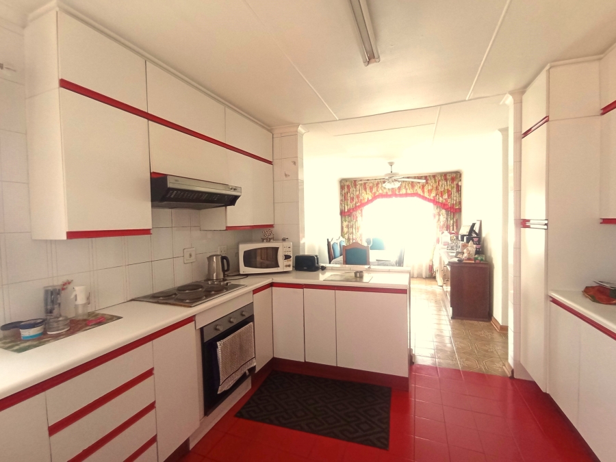3 Bedroom Property for Sale in Lenasia South Gauteng