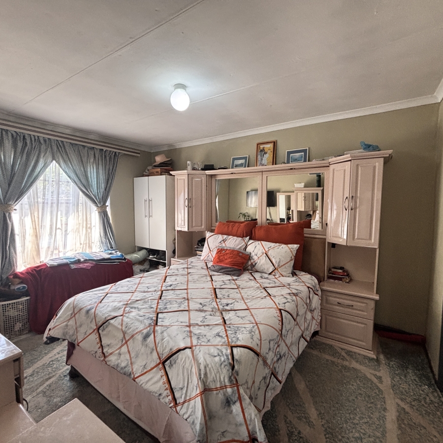4 Bedroom Property for Sale in Cosmo City Gauteng