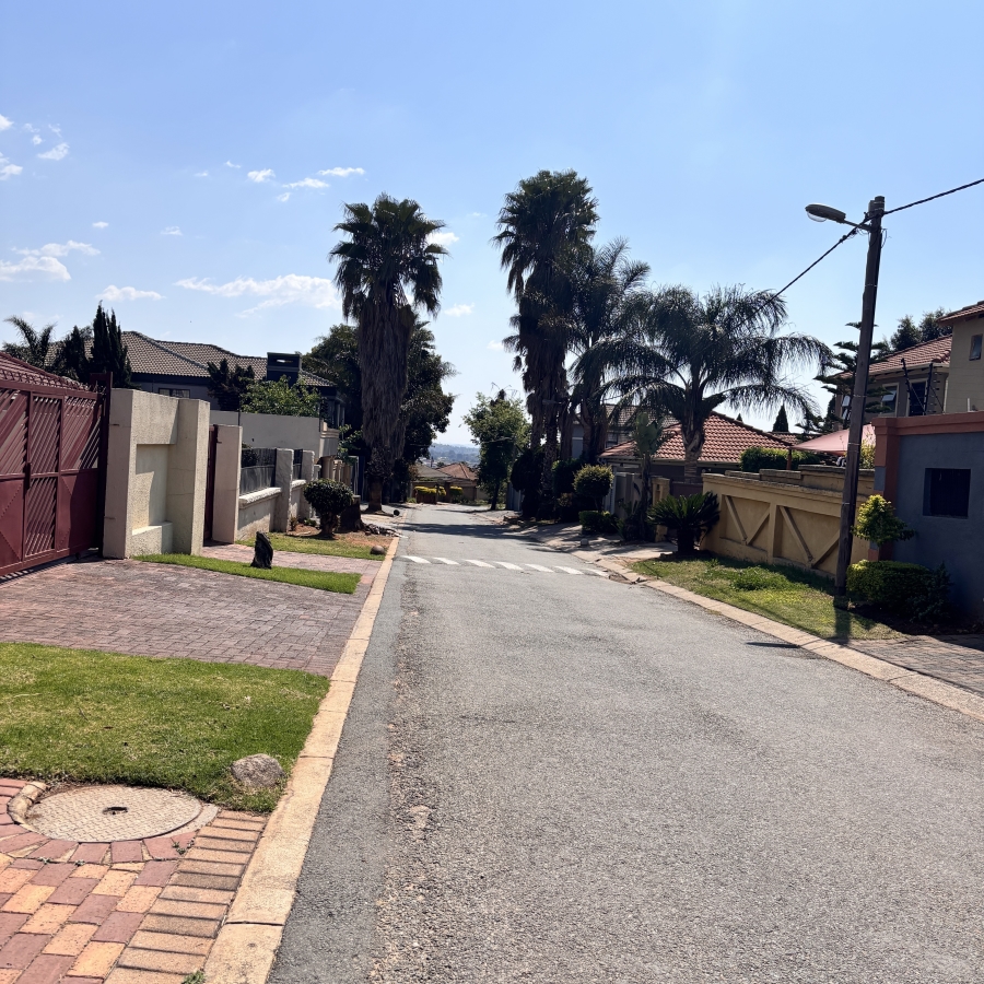4 Bedroom Property for Sale in Cosmo City Gauteng