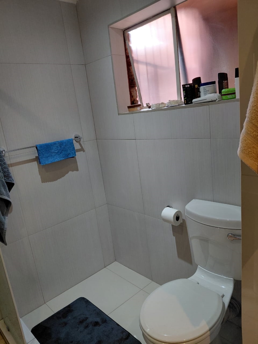To Let 1 Bedroom Property for Rent in The Reeds Gauteng