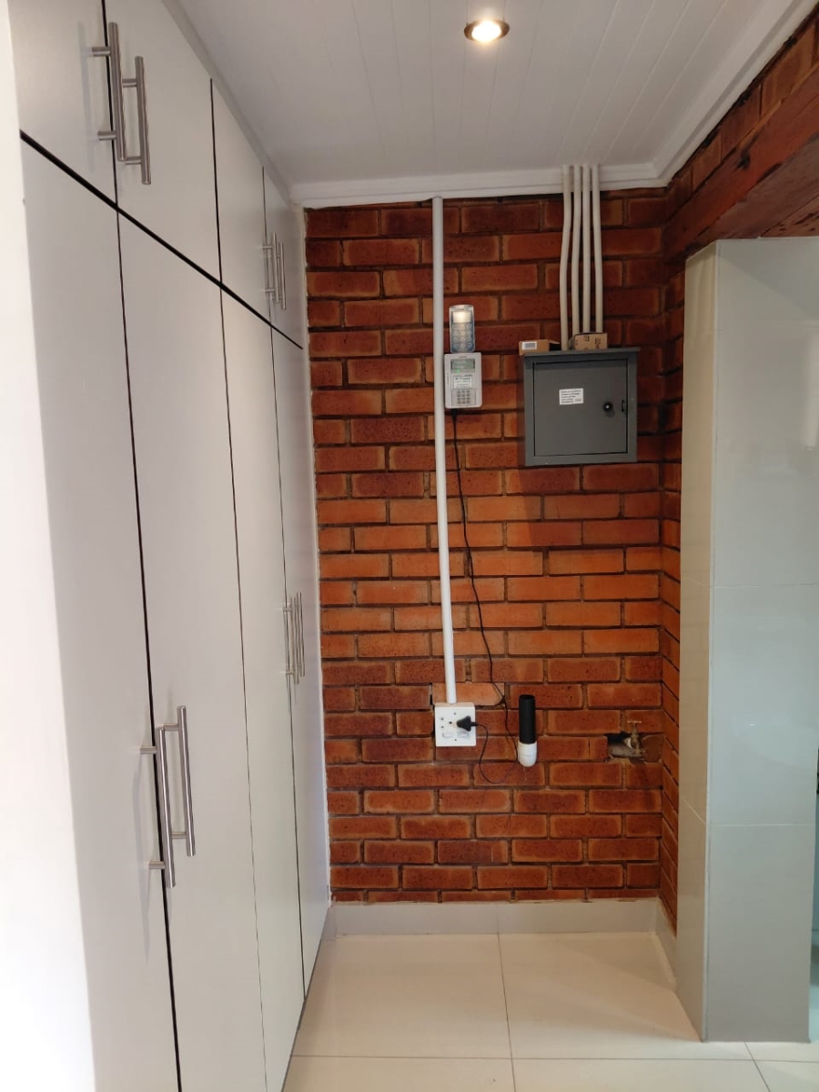 To Let 1 Bedroom Property for Rent in The Reeds Gauteng