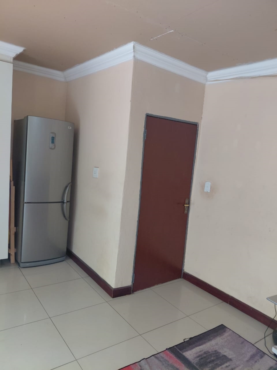 To Let 1 Bedroom Property for Rent in President Park Gauteng