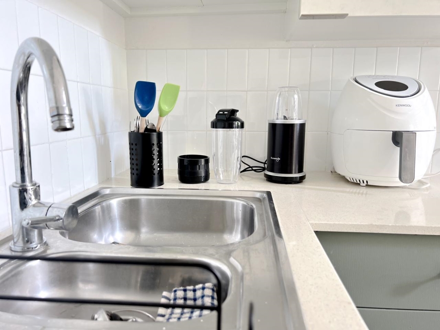 1 Bedroom Property for Sale in Fourways Gauteng