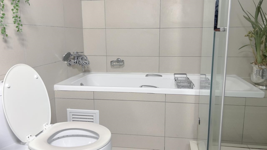 1 Bedroom Property for Sale in Fourways Gauteng