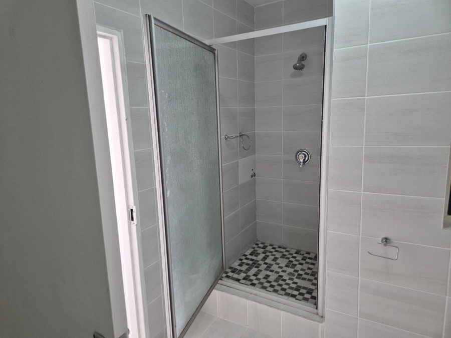 To Let 3 Bedroom Property for Rent in Halfway Gardens Gauteng