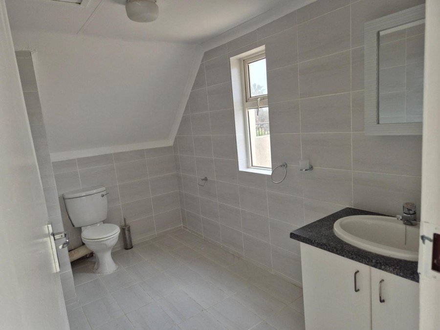 To Let 3 Bedroom Property for Rent in Halfway Gardens Gauteng