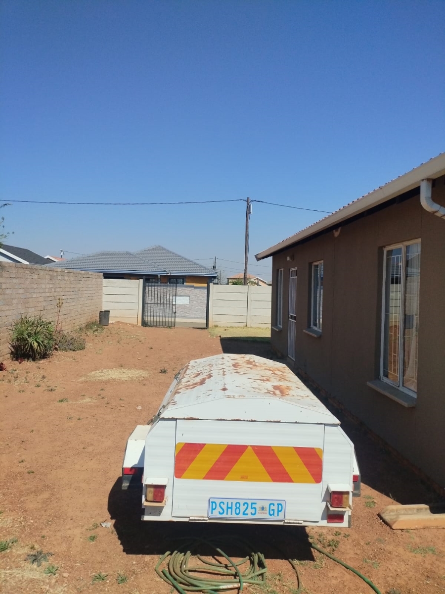 3 Bedroom Property for Sale in Savanna City Gauteng