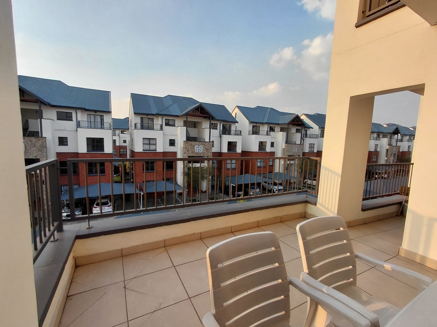 To Let 2 Bedroom Property for Rent in Greenstone Hill Gauteng