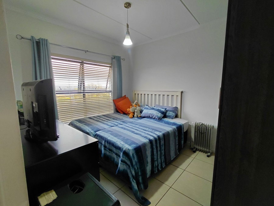 To Let 2 Bedroom Property for Rent in Greenstone Hill Gauteng