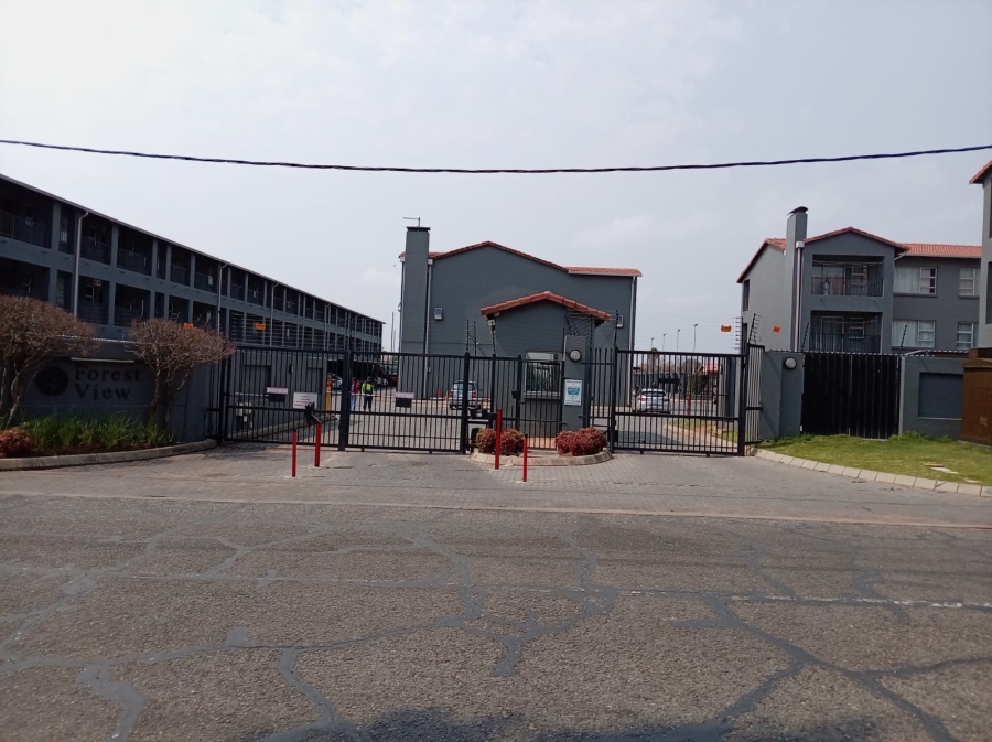 1 Bedroom Property for Sale in Turffontein Gauteng