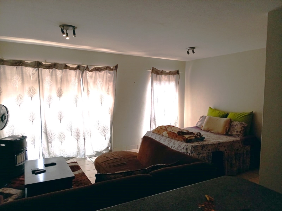 1 Bedroom Property for Sale in Turffontein Gauteng