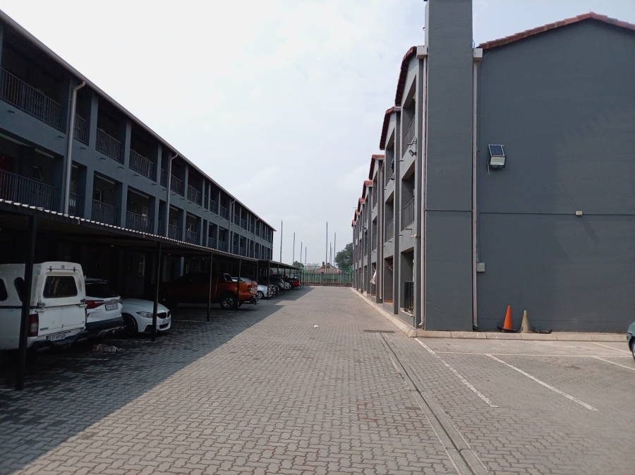 1 Bedroom Property for Sale in Turffontein Gauteng