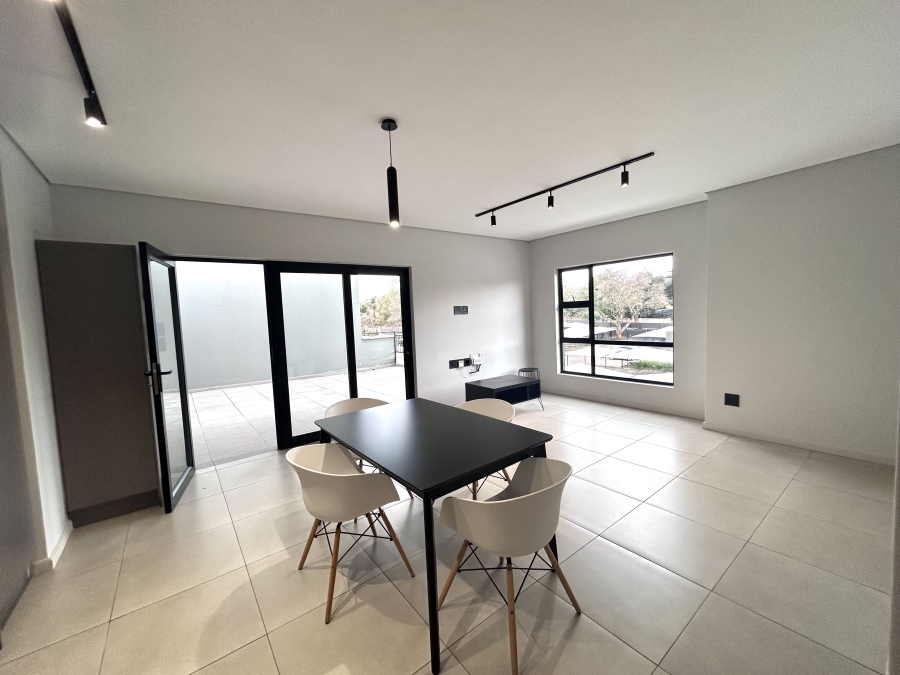 To Let 2 Bedroom Property for Rent in Waverley Gauteng