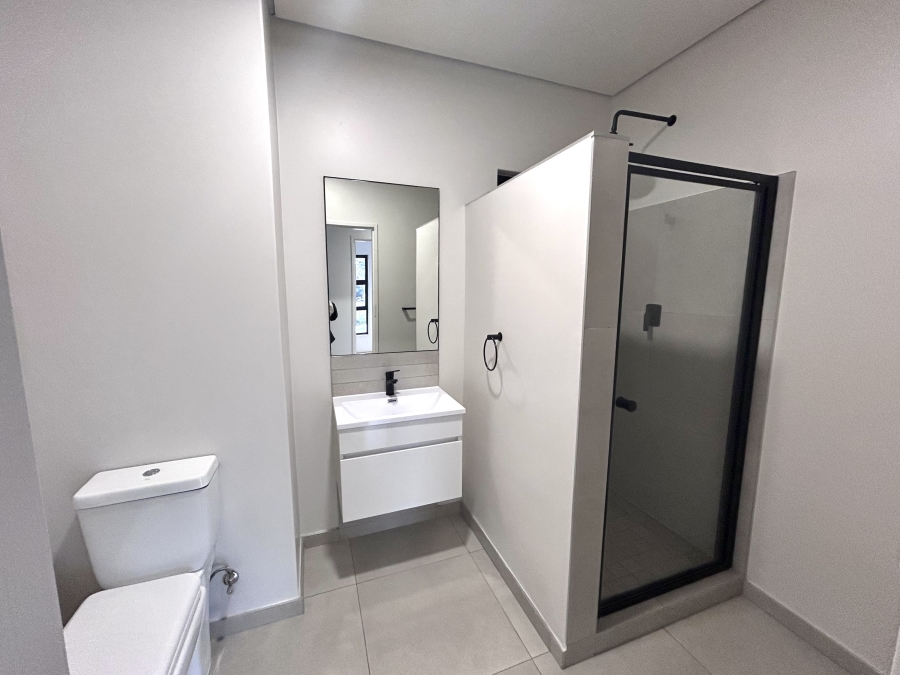 To Let 2 Bedroom Property for Rent in Waverley Gauteng