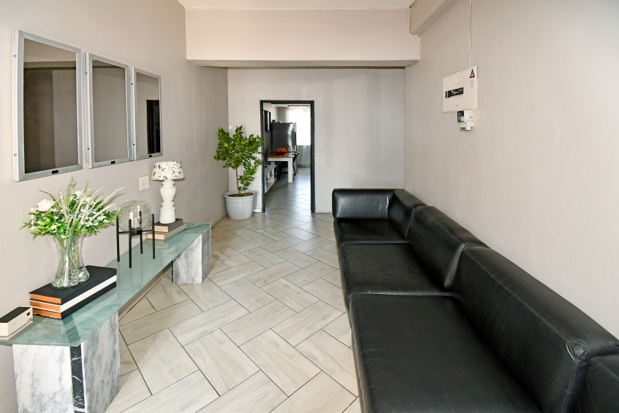 5 Bedroom Property for Sale in Highlands North Gauteng