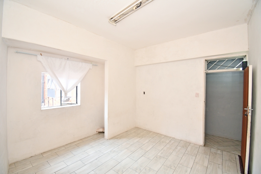 5 Bedroom Property for Sale in Highlands North Gauteng