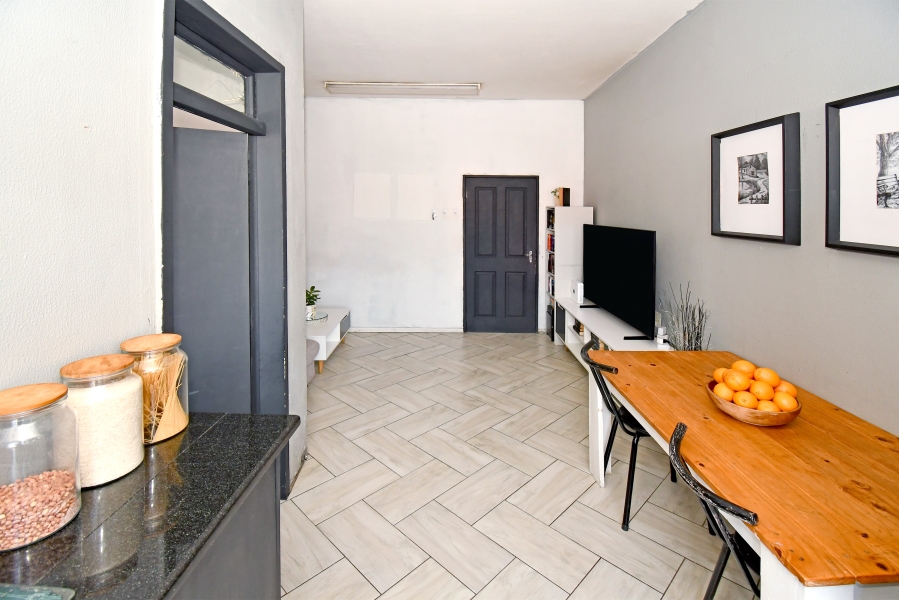 5 Bedroom Property for Sale in Highlands North Gauteng