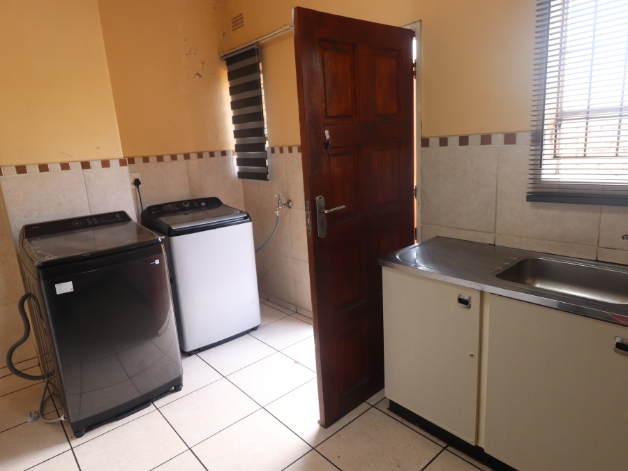 To Let 3 Bedroom Property for Rent in Birchleigh Gauteng