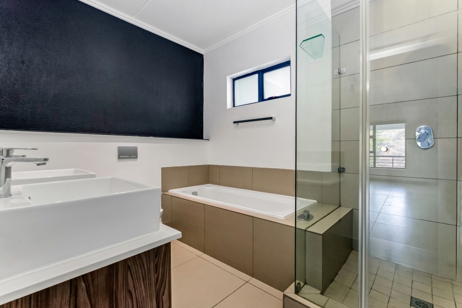 To Let 2 Bedroom Property for Rent in Morningside Gauteng