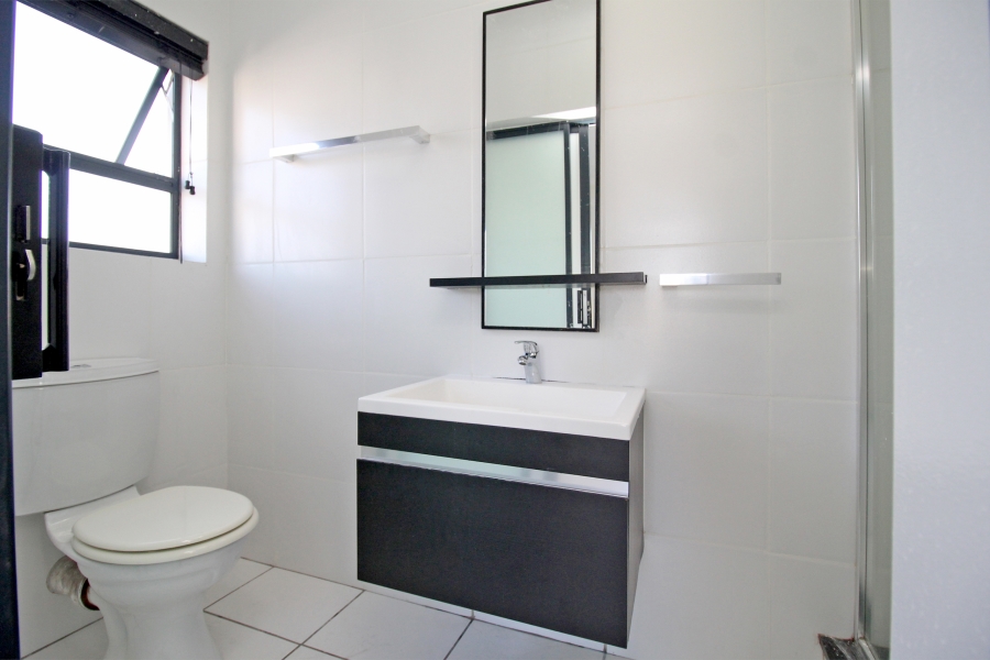 To Let 3 Bedroom Property for Rent in Greenstone Hill Gauteng