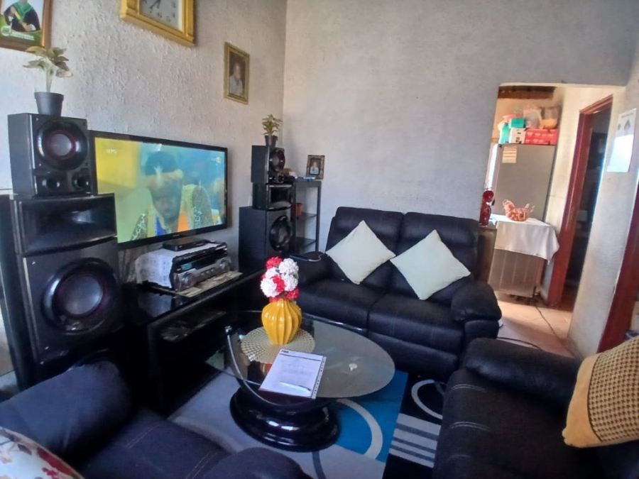 2 Bedroom Property for Sale in Katlehong South Gauteng