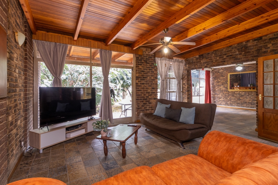 6 Bedroom Property for Sale in Silverton Gauteng