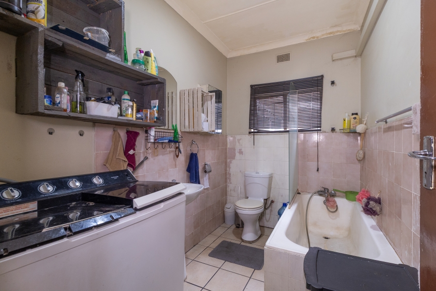 6 Bedroom Property for Sale in Silverton Gauteng