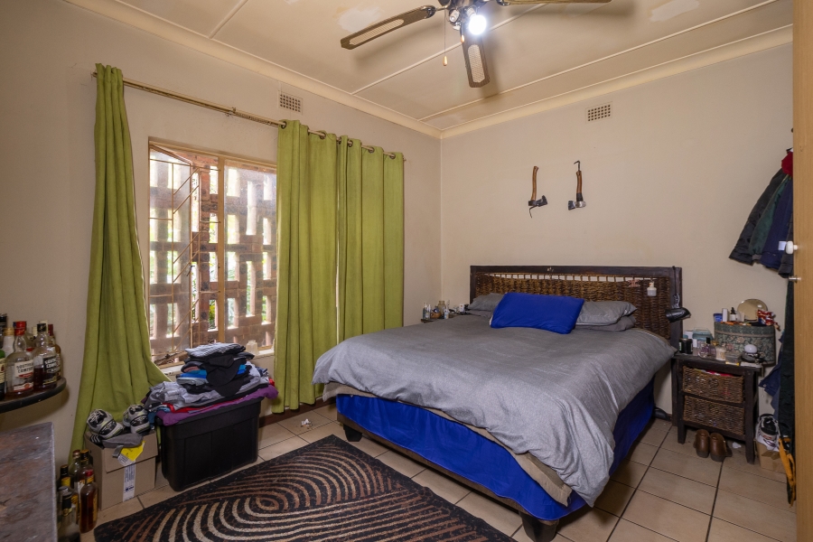 6 Bedroom Property for Sale in Silverton Gauteng