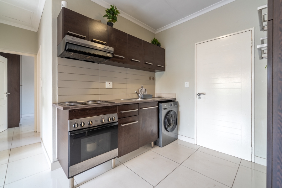 To Let 2 Bedroom Property for Rent in North Riding Gauteng