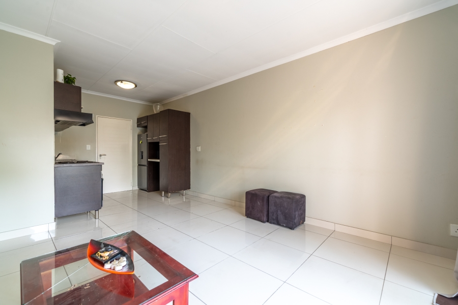 To Let 2 Bedroom Property for Rent in North Riding Gauteng