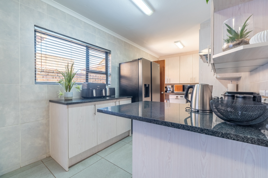3 Bedroom Property for Sale in North Riding Gauteng