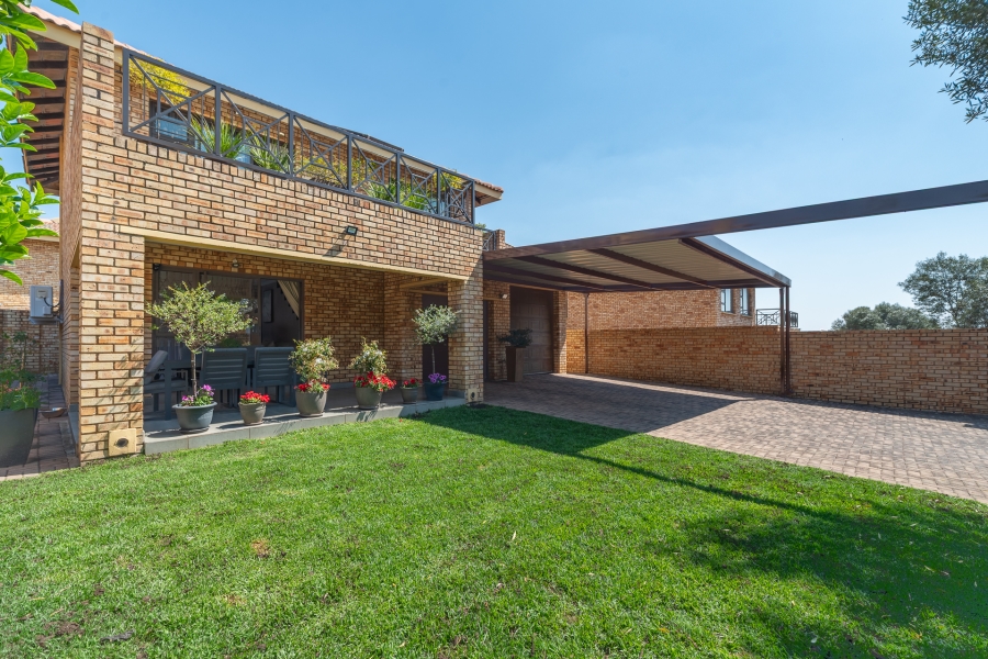 3 Bedroom Property for Sale in North Riding Gauteng