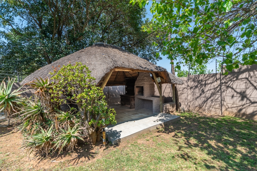 3 Bedroom Property for Sale in Sharonlea Gauteng