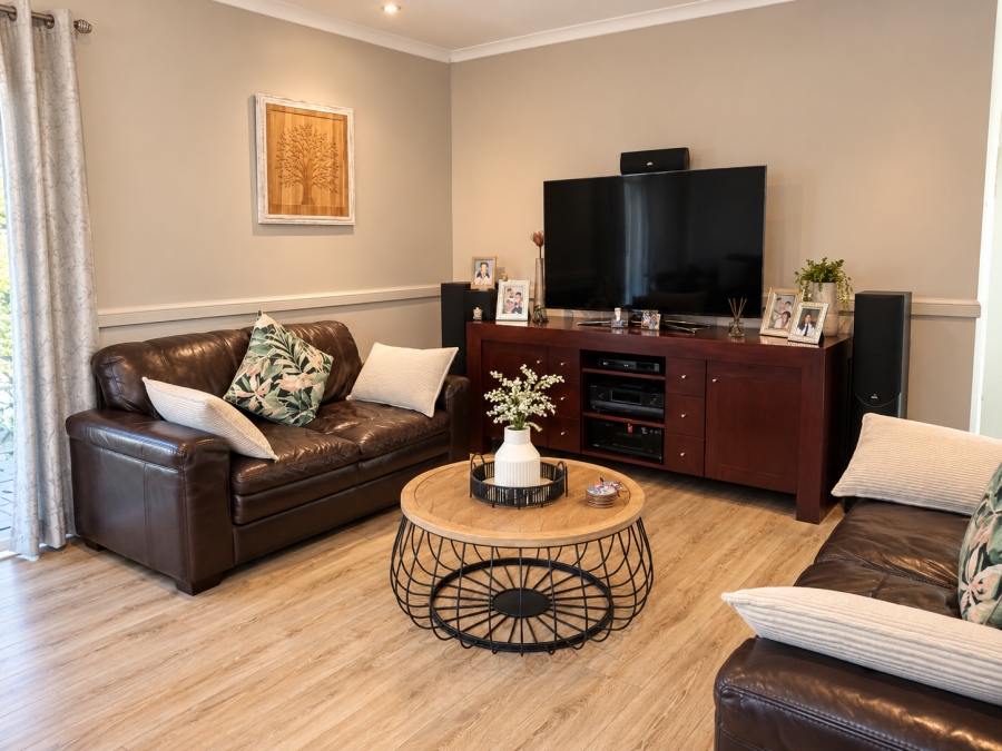 5 Bedroom Property for Sale in Dalpark Ext 1 Gauteng